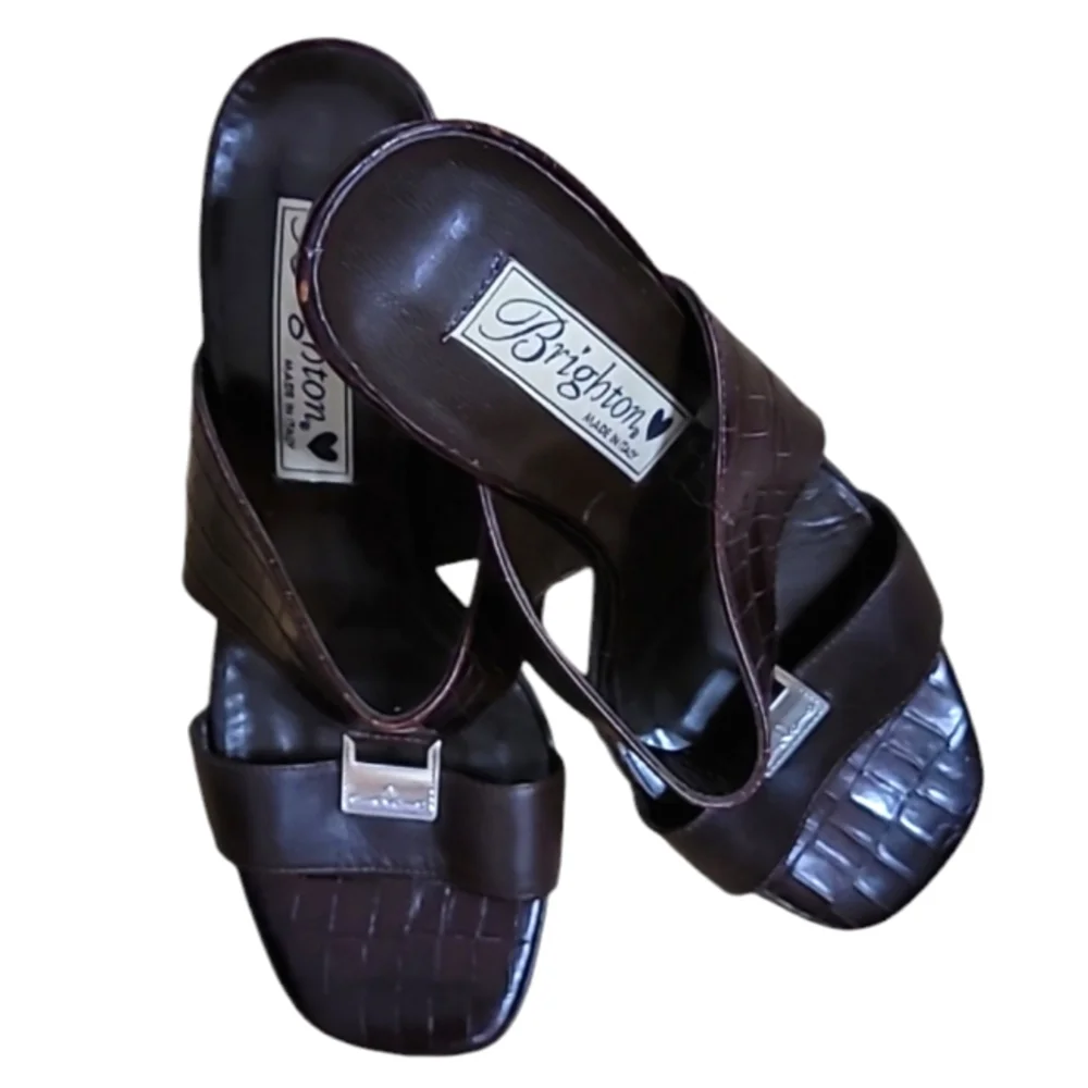 Brighton Ryan Brown Croc Embossed Leather Sandals Square Toe Sz 6